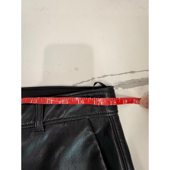 NWT ARITZIA BABATON Command Pant Size 16 Vegan Faux Leather Black Cropped Ankle - Picture 16 of 16